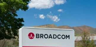 Broadcom (AVGO) Q3 Earnings Soar: 22% Revenue Growth and 47% Jump in Cash Flow Driven by AI Demand